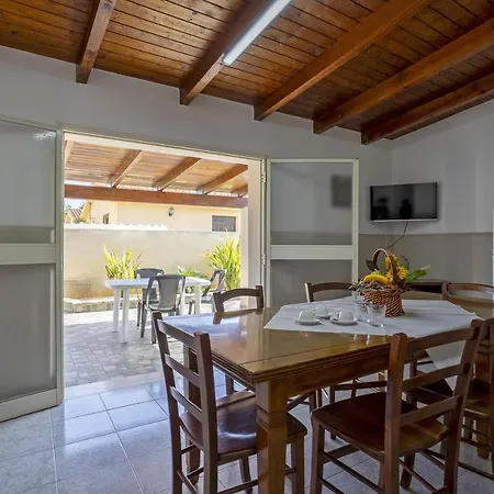 Apartmán Oasi Lamia - 1